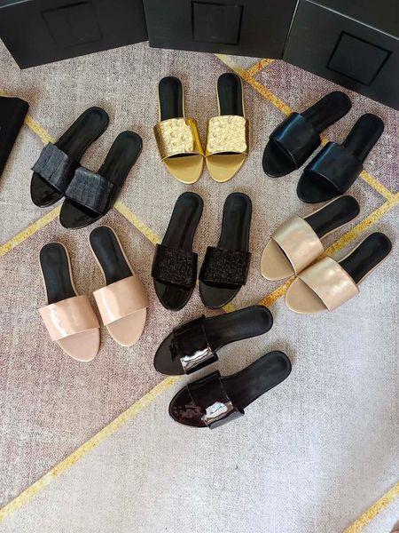 

slipper designer womens sandals leather production luxury patent leather luxury waterproof anti-slip fashion beach mop slippers, Black