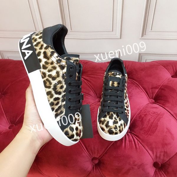 

2023 men women designer skate running shoes white black panda the outdoor sport trainers men breathable walking jogging designers sneakers