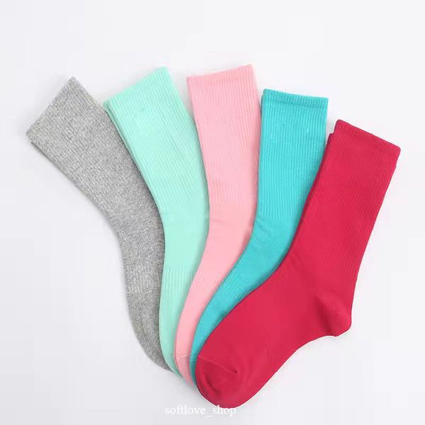 

sports socks athletic sports geometric pattern cotton fashion casual long tube sock suitable for spring autumn seasons knee, Black
