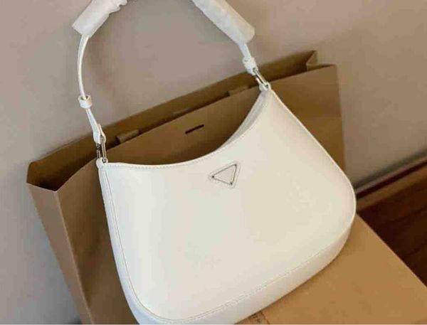 

cosmetic bags cases luxury designer handbags cleo axillary bag hobo totes leather one shoulder underarm baguette designer bag