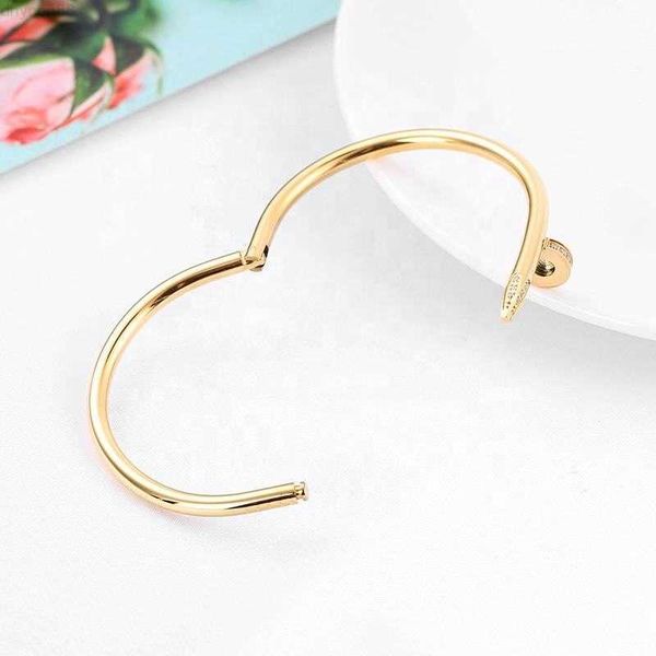 

jessy jewelry 2023 fashion luxury stainless steel charm bracelet women bangle diamond love nail bracelet, Golden;silver