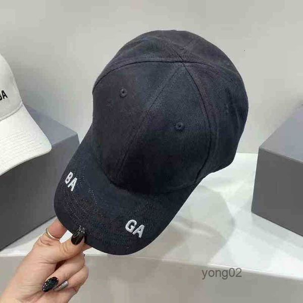 

2022 new men's and women's baseball caps french paris alphabet casual hats outdoor couple sun 13, Blue;gray
