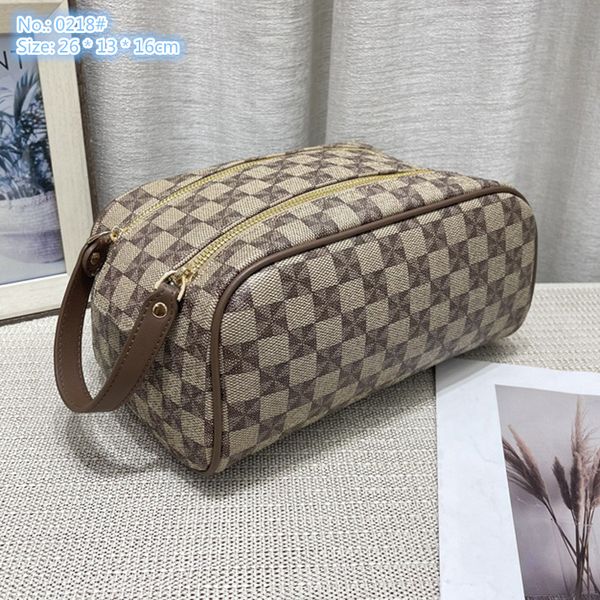 

Factory wholesale ladies shoulder bags 4 colors lightweight waterproof leather storage handbag portable travel double zipper classic printed cosmetic bag, Black