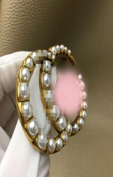 

ladies brooch fashion new personality rhinestones english letters brooch clothing gift accessories whole fast del4190593, Gray