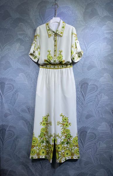 

women's two piece pants new fashion suit 2023 spring and summer short-sleeved printed and trousers are simple and fashionable and versa, White