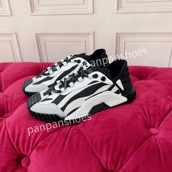 

women casual shoes mens women sneakers man woman leather stripes sports trainers fashion luxurys designers flats bottoms loafers shoes, Black