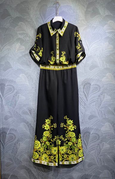 

women's two piece pants new fashion suit 2023 spring and summer short-sleeved printed and trousers are simple and fashionable and versa, White