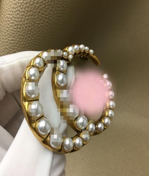 

ladies brooch fashion new personality rhinestones english letters brooch clothing gift accessories whole fast del8617439, Gray