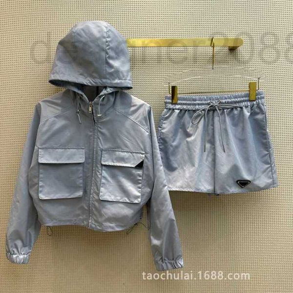 

women's tracksuits designer sports casual hooded jacket shorts set wf0y, Gray