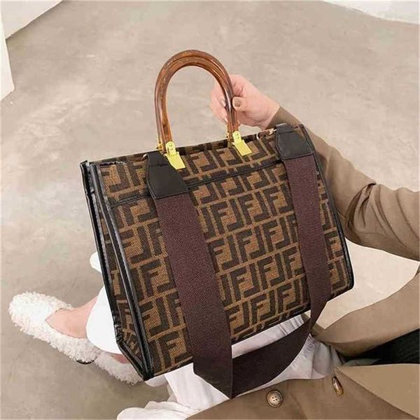 

handbag 2023 fashion women's bag leather quality handbag version capacity shoulder printed tote shopping messenger bag