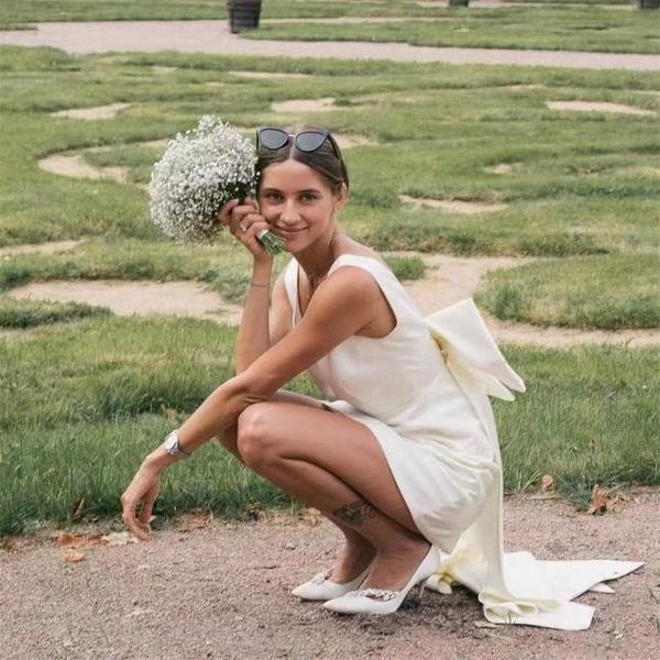 

fashion simple bowknot tail v neck thin white wedding dresses short tt 484