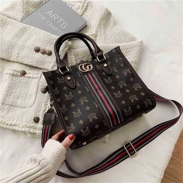 

handbag 2023 fashion women's bag leather quality handbag trend large spring leisure red texture broadband bag