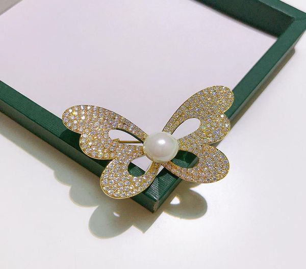 

designer women pearl brooch suit brooches for woman zircon lady butterfly pins vintage elegant luxury dress pins button pin fashio9040261, Gray