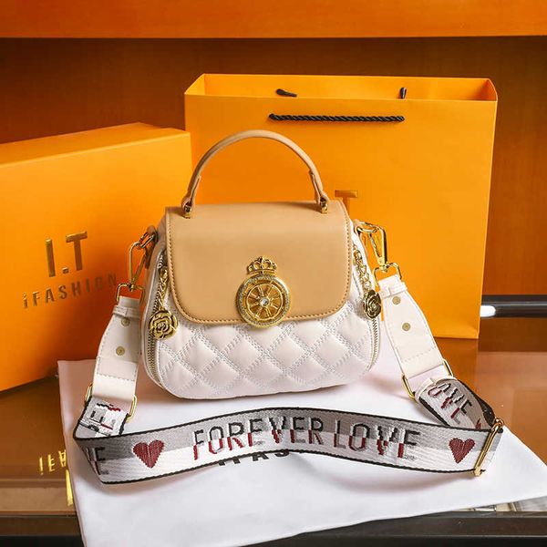 

luxury and high sense hong kong women's bag 2023new lucky running rhombic cylinder bag versatile chain one shoulder