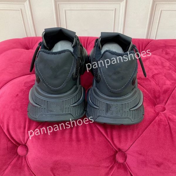 

2023 new sneakers shoe leather denim mesh designer casual shoes breathable circle pattern running training shoes boots men women slippers li, Black