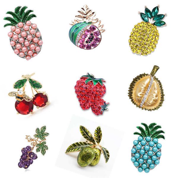 

pins brooches delicate and ly fashion fruit pineple stberry blueberry series brooch cloing accessoriesl230315, Gray