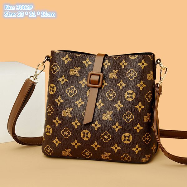 

ladies shoulder bags 3 colors classic contrast leather retro handbag three-layer interlayer printed tote bag personalized belt decorative fa