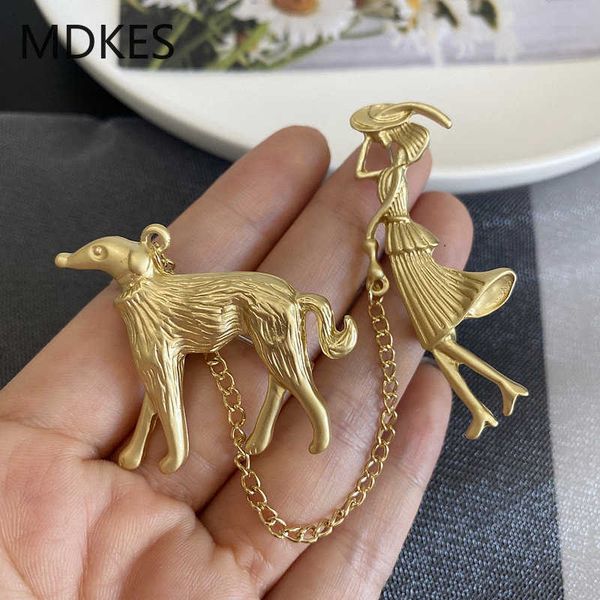 

pins brooches la walking dog chain brooch dumb gold creative pin brooch coat windbreaker cardigan suit womanl230315, Gray