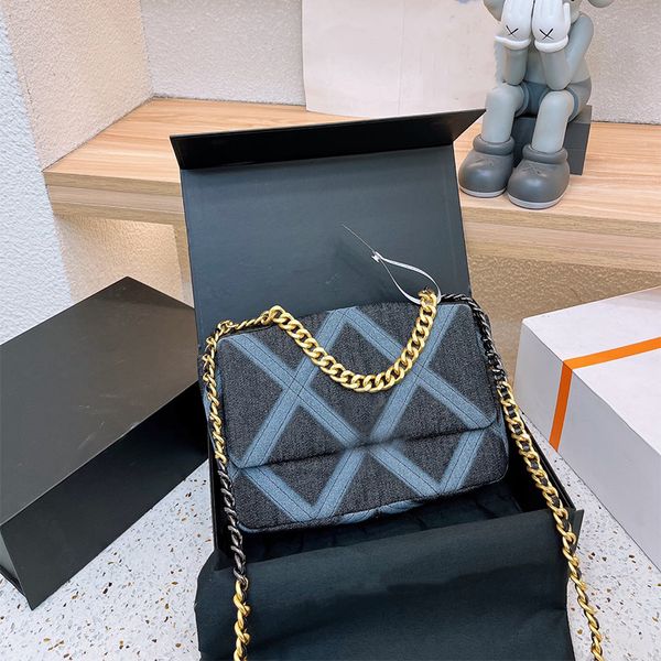 

luxurys handbags designer bag crossbody shoulder bag for womens wallet purse luxuries cowboy designers women card holder handbag serial numb