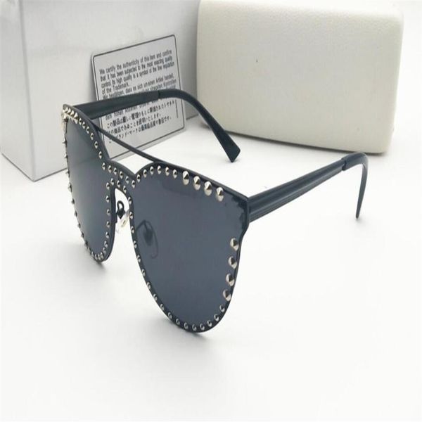 

2019 new men women sunglasses blackout trend brand sunglass european and american fashion sun glasses 2138 eyewear3330, White;black