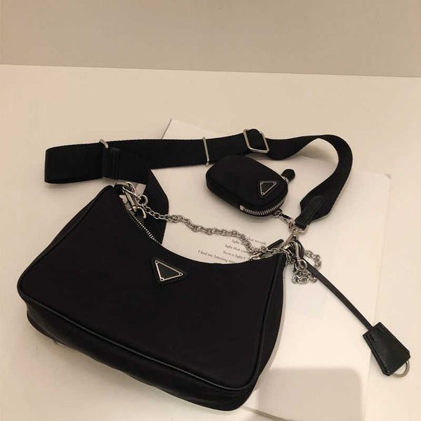 

designer bag re-edition crossbody canvas for women's summer three-in-one new fashion small crowd ins sweet cool underarm