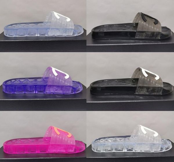 

2023 designers fashion pvc jelly slippers men women sandals summer beach shoes flat flip flops alphabet crystal transparen clear slipper siz, Black