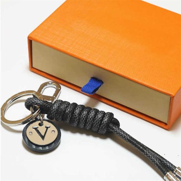 

fashion luxurys key chain buckle lovers car keychain handmade leather designers keychains men women bag pendant accessories309z, Silver