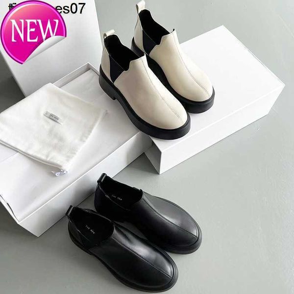 

the row classic thick soles in autumn and winter are high and soft sheepskin chelsea short boots elegant and simple, Black