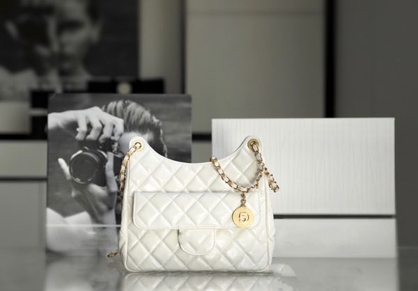 

luxury designer 23 year early spring resort collection hobo wandering bag women's bag patent leather bag 5a quality chain bag for women