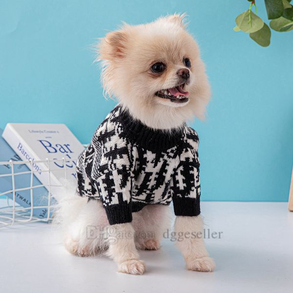 

Designer Dog Clothes Brands Dog Apparel with Classic Letter Pattern Puppy Winter Sweater Warm Pet Sweaters for Small Dogs Cat Sweatshirts Pets Clothing Coat xxl A365, Black2
