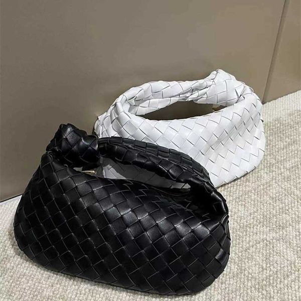 

designer bottegas bags venetas 2023 autumn and winter fashionable simple pure color european classic sheepskin knitting knotted mini jodie d