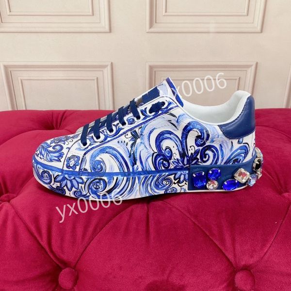 

new designer sneakers casual shoes reflective shoes vintage suede leather trainers all-match stylist sneaker leisure shoe platform lace-up p, Black