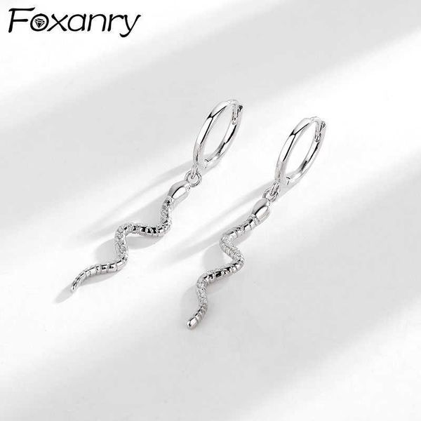

charm anry prevent allergy silver color hoop earrings for women new fashion creative sweet little snake tassel party jewelry l230315, Golden