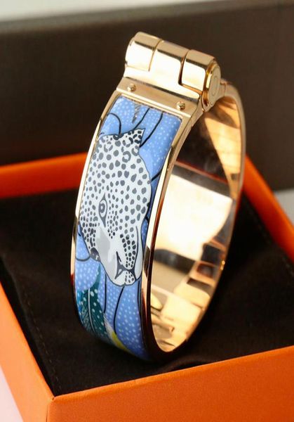 

enamel clic bangle for women charm bracelets 20mm middle size snapfastener blue leopard2511895, Golden;silver