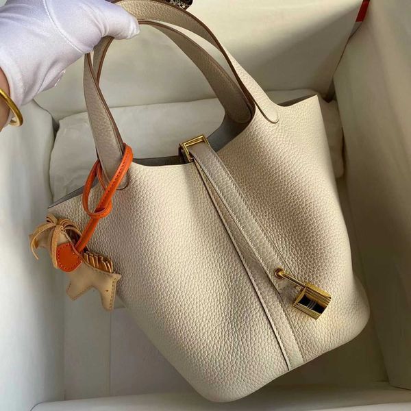 

bags h designer handbag 2022 new leather vegetable basket women's bag versatile bucket bag handbag large capacity bride's wedding