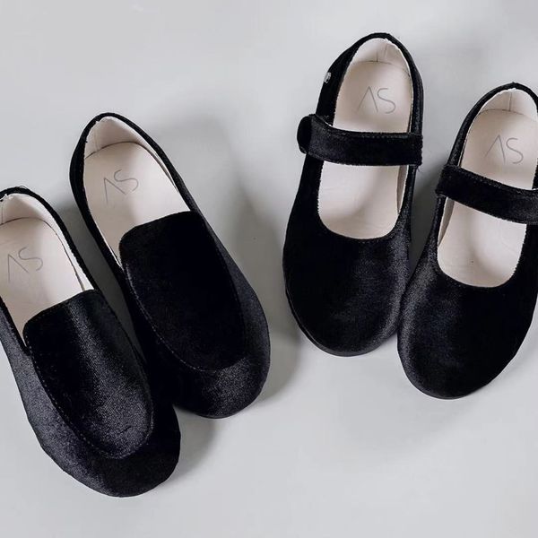 

sneakers spring kids shoes children casual shoes baby girls black fashion loafers toddler velvet ballet flats boys moccasin mary jane 230316, Black;red