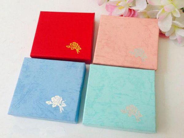

12pcslot mix colors jewelry packaging display bracelet boxes for fashion gift craft box 9x9x2cm bx0182865748, Black;white