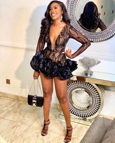 

little black prom dress for black girls v neck long sleeve short evening skirt 2023 with ruffle sequin cocktail party wear special occasion