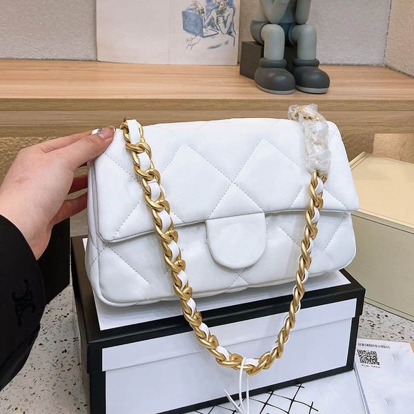 

luxury thick chain embroidery women designer crossbody bag cowide leather quilted gold hardware large capacity outdoor shoulder bag classic