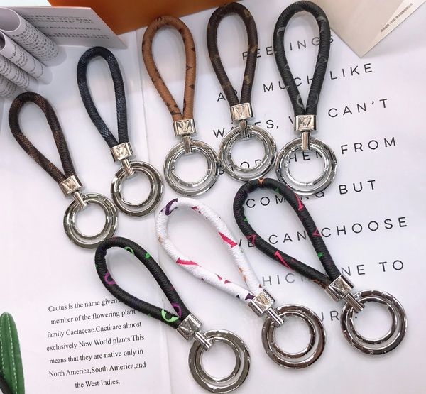 

luxury designer keychain brand key chain men car keyring women buckle keychains bags pendant exquisite gift high quality, Silver