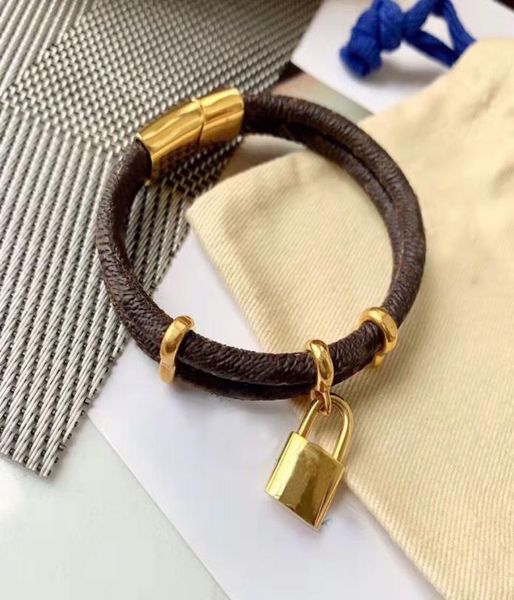 

designer bracelet woman manwith logo brand luxury jewelry leather bracelet with metal lock head charm bracelets highend fashion c3435576, Golden;silver