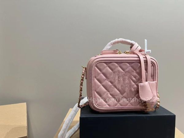 

fashion small square bag shoulder bag crossbody bag handbag chain bag diamond pattern cosmetic bag camera bag modern retro black / white / p