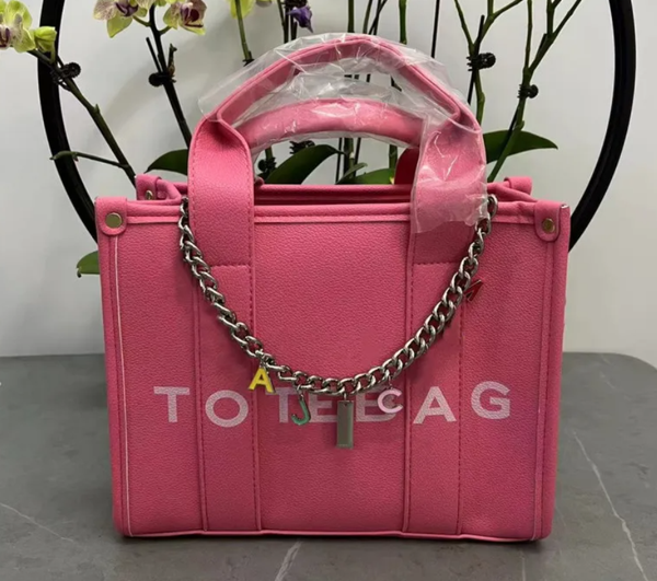 

quality totes bag womens handbags shopping bags leather large capacity crossbody shoulder bag letter chain leather