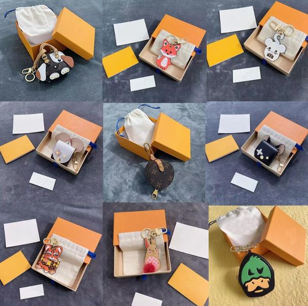 

20style fashion brand desinger car keychain bag cartoon pendant charm jewelry keyring holder men women pu leather metal key chain accessorie, Silver