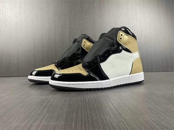 

jumpman 1 high basketball shoes gold toe black white metallic retro og designer sneakers with original box
