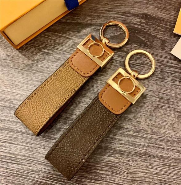 

classic yellowbrown pu leather keychain accessories fashion key chain keychains buckle for men women with retail box ysk072842323, Silver