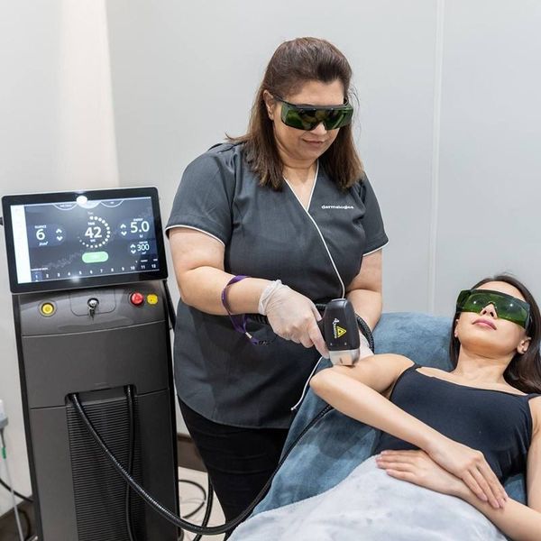 

big high power permanently laser diodo 810 808nm diode laser hair removal machine 755 808 1064 diode laser good price, Black