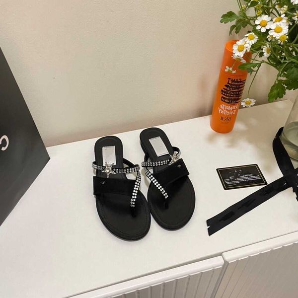 

women slides channel designer sandals slipper high version of small fragrance one-line clip foot sandals women's rhinestone flat bottom, Black