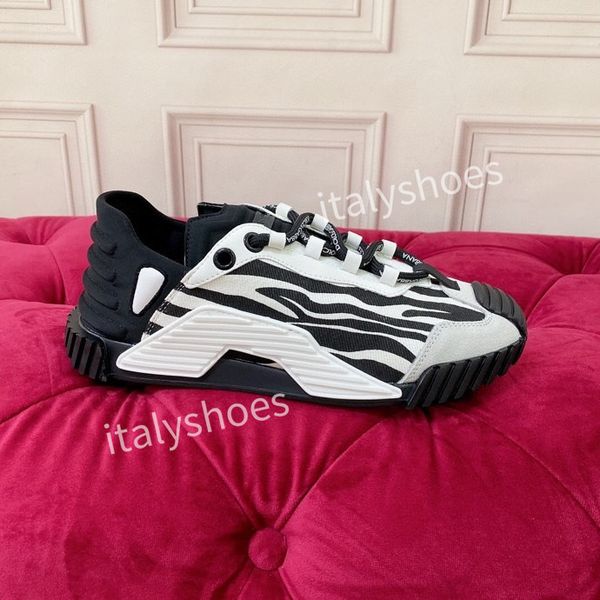 

designer mens womens sneaker casual shoes leather sneakers bee stripes white shoe flat platform walking sports trainers, Black