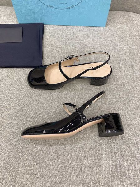 

chunky heel baotou sandals women summer 2023 new leather retro heel shoes, Black